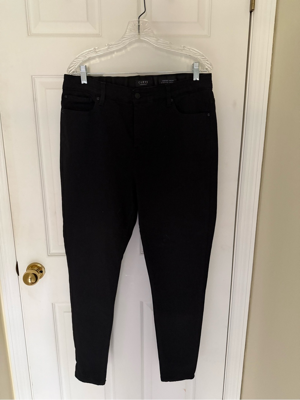 Curve Black High-Rise Skinny Jeans - Sleek Everyday Fit - size 14